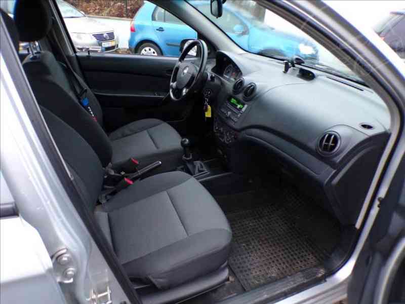 Chevrolet Aveo 1,2 i 1.MAJITEL - foto 11