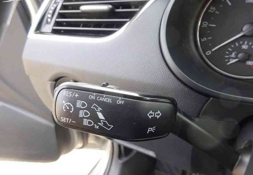 Škoda Octavia, 1.6 TDI(66 KW)r.v.2016 Koupeno v ČR - foto 9