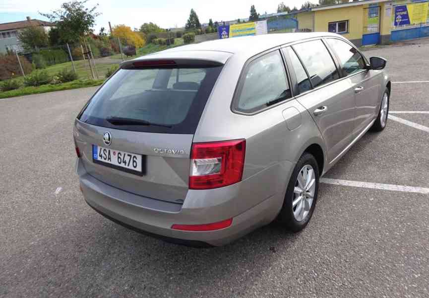 Škoda Octavia, 1.6 TDI(66 KW)r.v.2016 Koupeno v ČR - foto 4