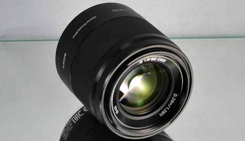 Sony E 50mm f/1,8 OSS *APS-C *SteadyShot*E mount - foto 4