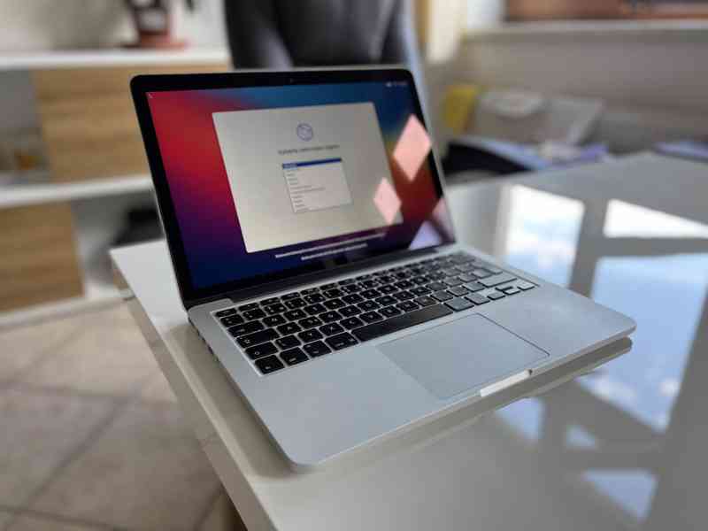 MacBook Pro 13" RETINA, 256GB SSD, kompletní balení - foto 1