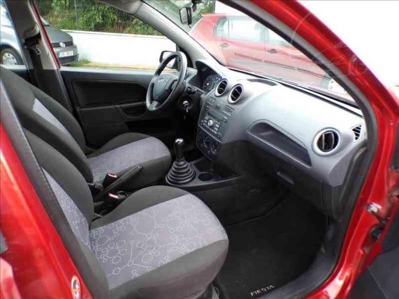 Ford Fiesta 1,6 16V 74KW - foto 11
