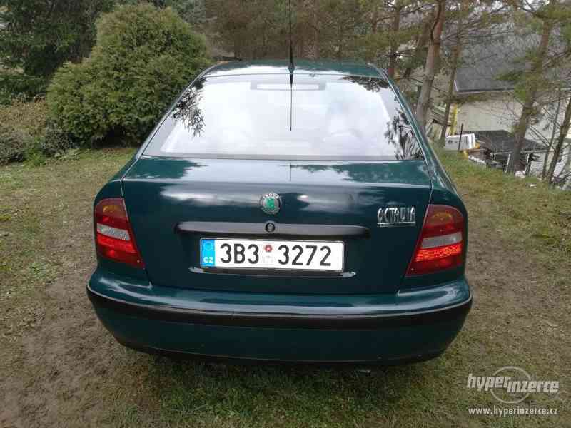 Škoda Octavia 1.6, liftback - foto 5