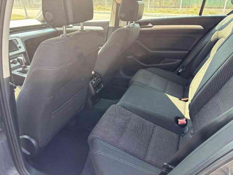 Volkswagen Passat 2,0   B8 TDI 110kw - foto 18
