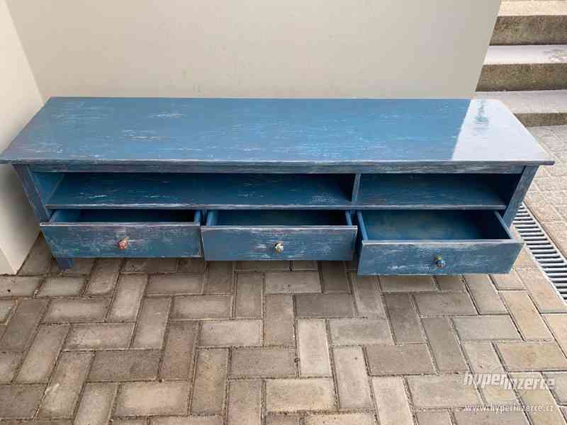 Prodám krásný repasovaný nábytek - foto 1