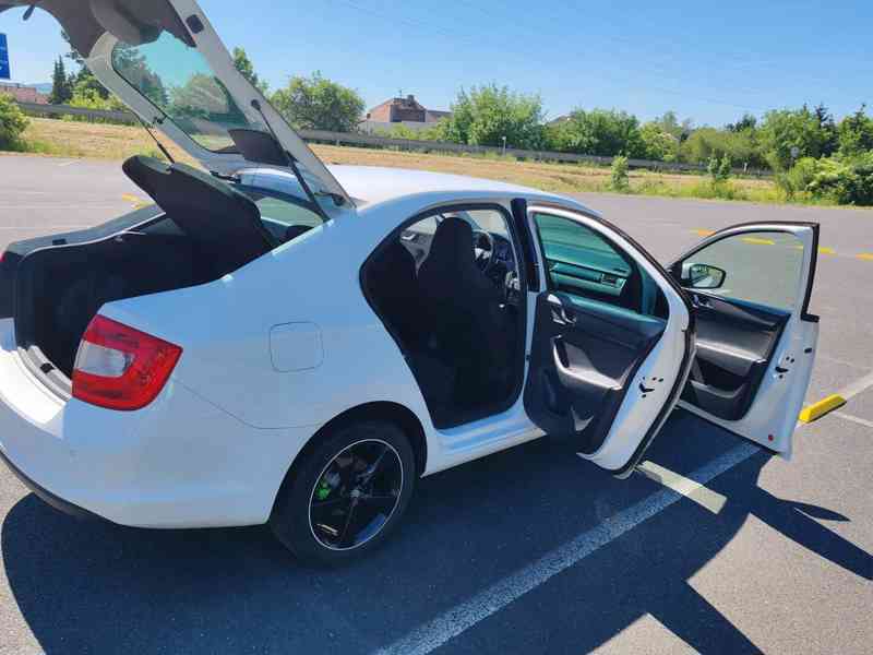 Škoda Rapid 1.6 TDI 77 kW Elegance - foto 11