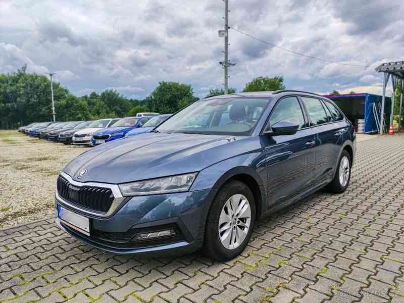 Škoda Octavia 2,0   TDi, 85KW ,AMBITION - foto 14