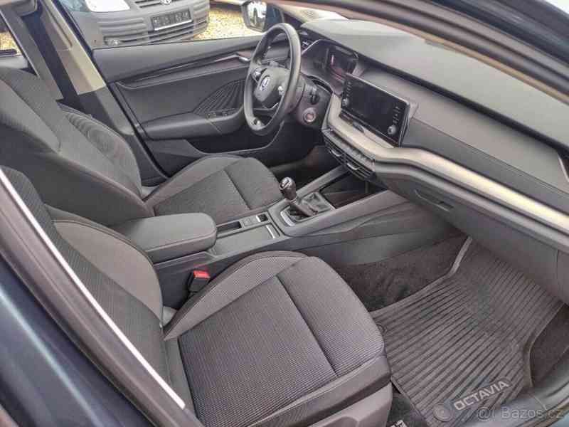 Škoda Octavia 2,0   TDi, 85KW ,AMBITION - foto 11