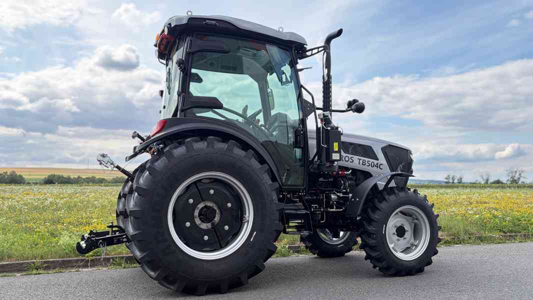Traktor Tauros TB504C 4x4 (až 50 koní) - foto 5