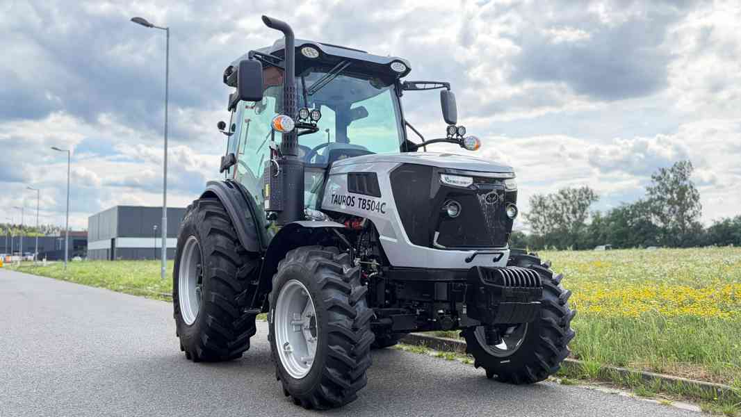 Traktor Tauros TB504C 4x4 (až 50 koní) - foto 2