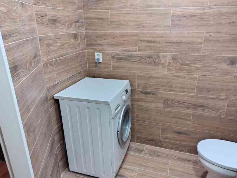 Pronájem bytu 3+1 po rekonstrukci s lodžií, Pražská, Teplice - foto 8