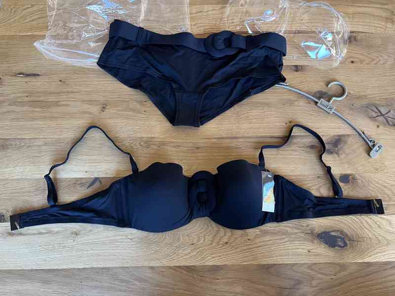 HUIT - Nové Černé Bikini, dvoudilné plavky - foto 3