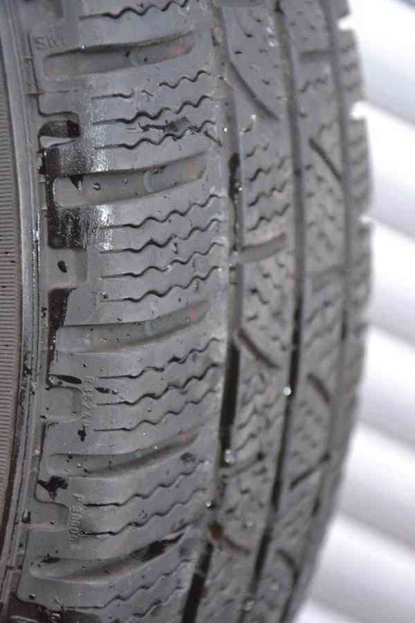 235/65 16C zimní sadaMercedes Sprinter Pirelli  Winter - foto 8