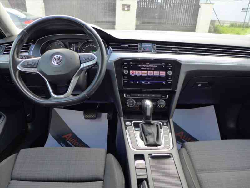 Volkswagen Passat 1,6 TDI COMFORTLINE, LED, DPH - foto 7