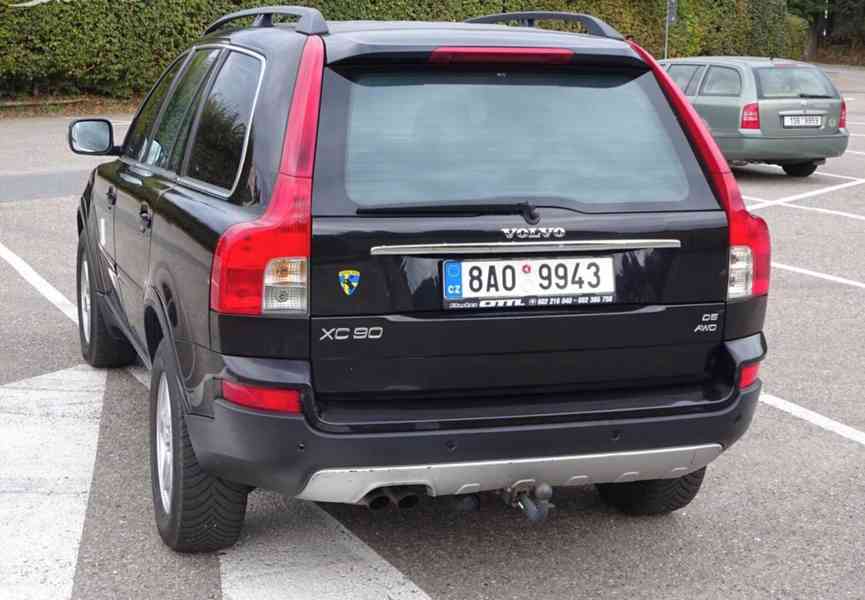 Volvo XC90 2.4 D5 (136 KW) r.v.2007 AUTOMAT - foto 4
