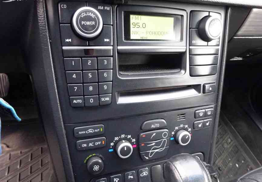 Volvo XC90 2.4 D5 (136 KW) r.v.2007 AUTOMAT - foto 8