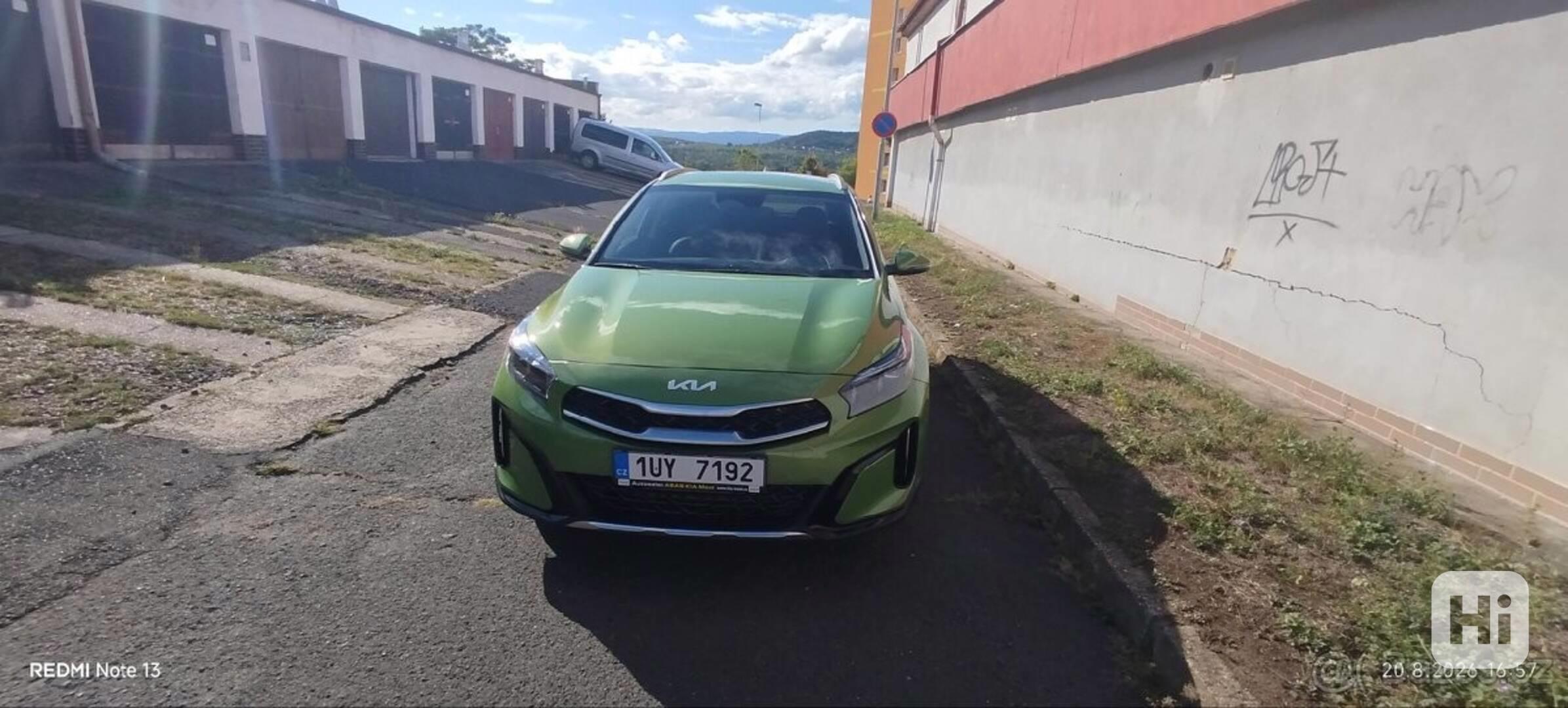Kia XCeed 1,5   Prodám vůz - foto 1