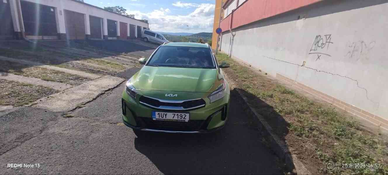 Kia XCeed 1,5   Prodám vůz - foto 1