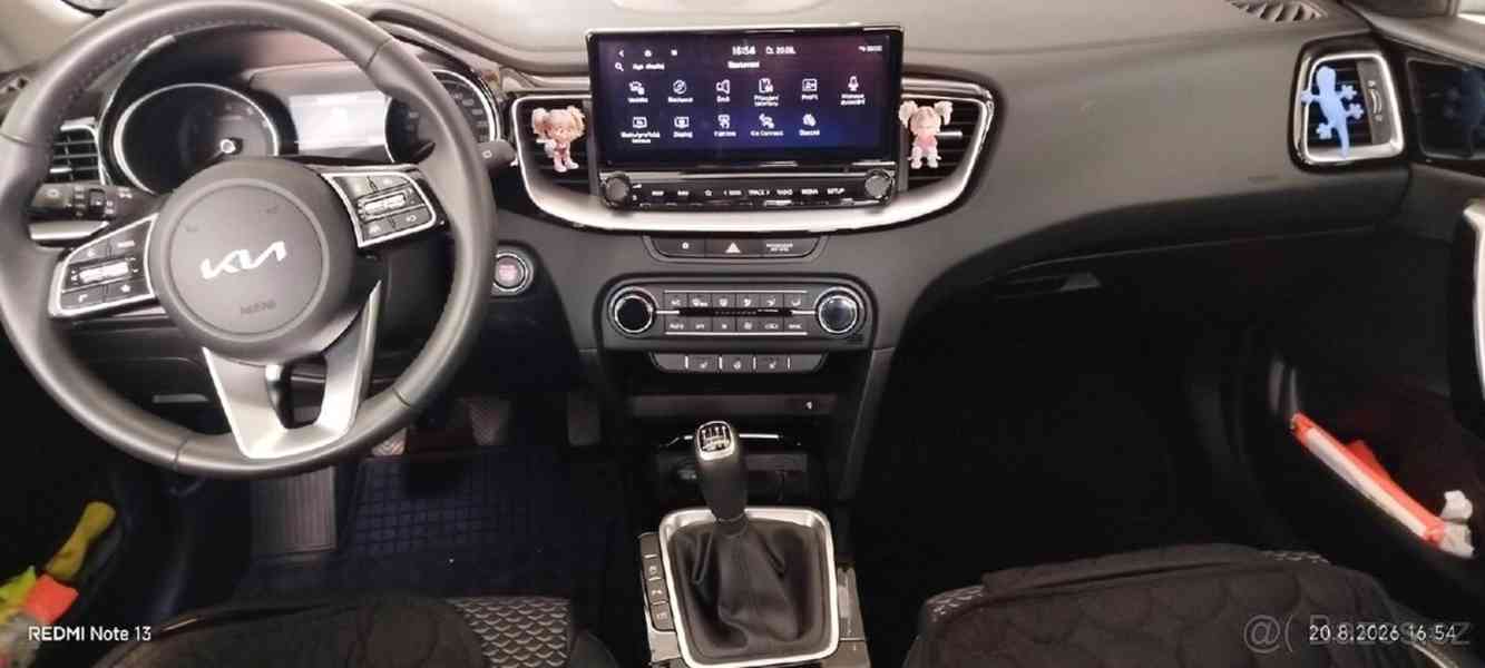 Kia XCeed 1,5   Prodám vůz - foto 4