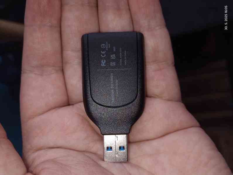 Čtečka paměťových karet SanDisk (cena včetně dopravy) - foto 2