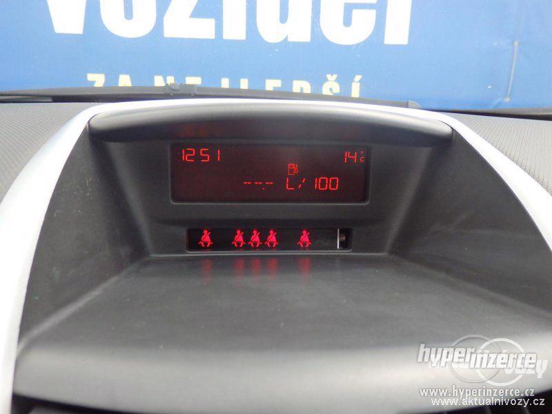 Peugeot 207 1.4, benzín, vyrobeno 2009, el. okna, klima - foto 5