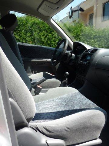 Prodame MAZDA 323f - foto 9
