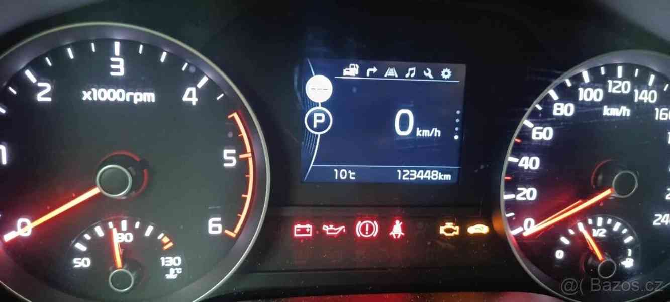 Kia Sportage 2,0 - foto 5