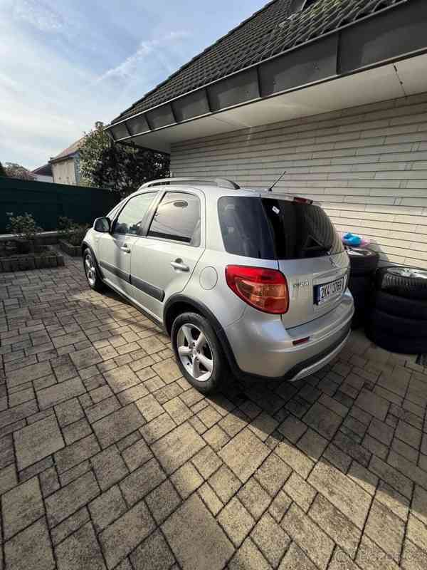 Suzuki SX4 1,6 benzín 1.majitel - foto 5