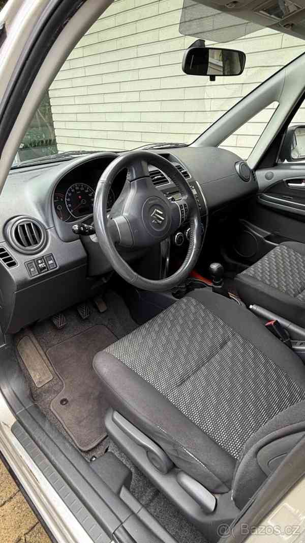 Suzuki SX4 1,6 benzín 1.majitel - foto 3