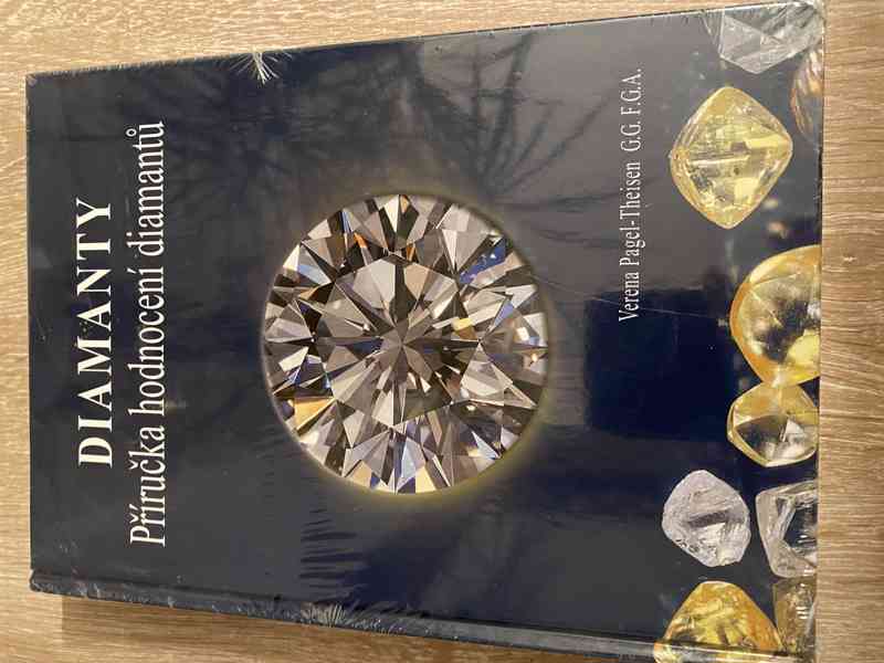 Kniha Diamanty-příručka hodnocení diamantů