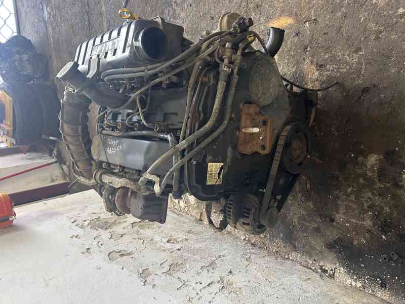 Motor 2,0 TDDI Ford Transit ABFA 74 KW kompletní - foto 3