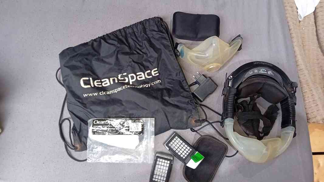 Profi respirátor CleanSpace 2 – lehká maska s pohonem (PAPR) - foto 1