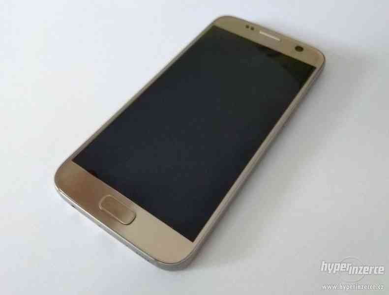 Samsung Galaxy S7 zlatý - foto 1