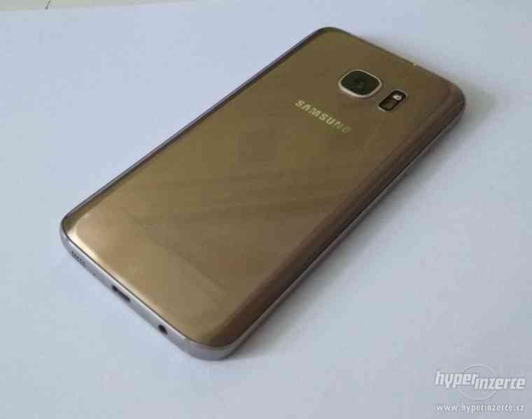 Samsung Galaxy S7 zlatý - foto 6