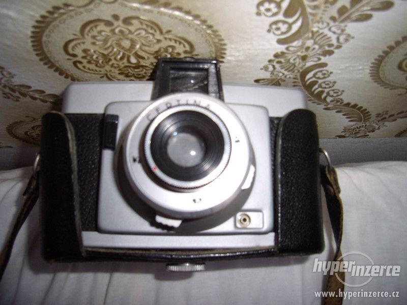 Prodám staré fotoaparáty a foto příslušenství - foto 10