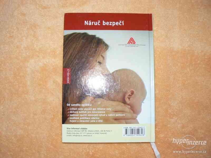 Kniha Průvodce těhotenstvím - SLEVA - foto 3