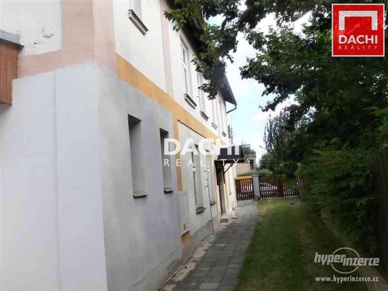 Prodej  bytu v přízemí o dispozici 2+1 velikost 66 m? v Olomouci, lokalita   Hejčín, ulice Horní Hej - foto 10