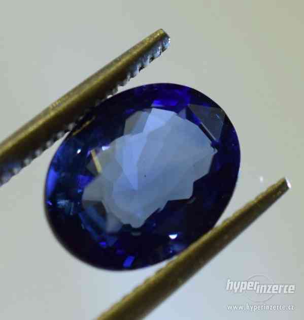 Investiční přírodní Modrý safír 3,06 ct - Royal Blue - foto 2