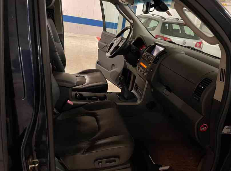 Nissan Pathfinder 2.5 dCi LE 126kw - foto 8