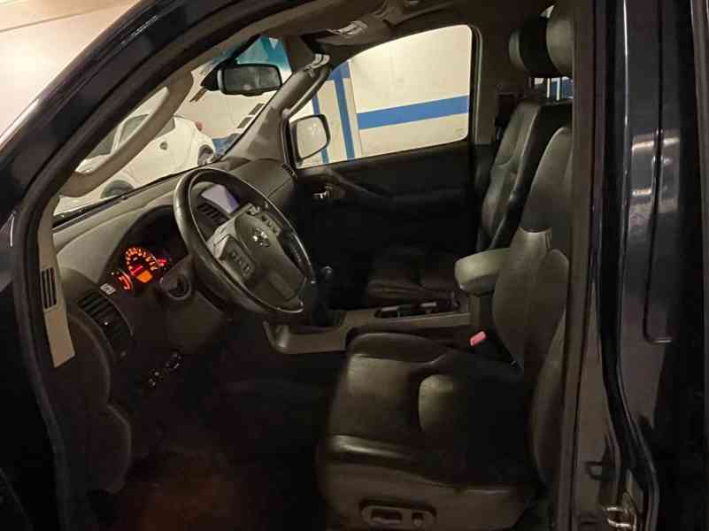 Nissan Pathfinder 2.5 dCi LE 126kw - foto 7