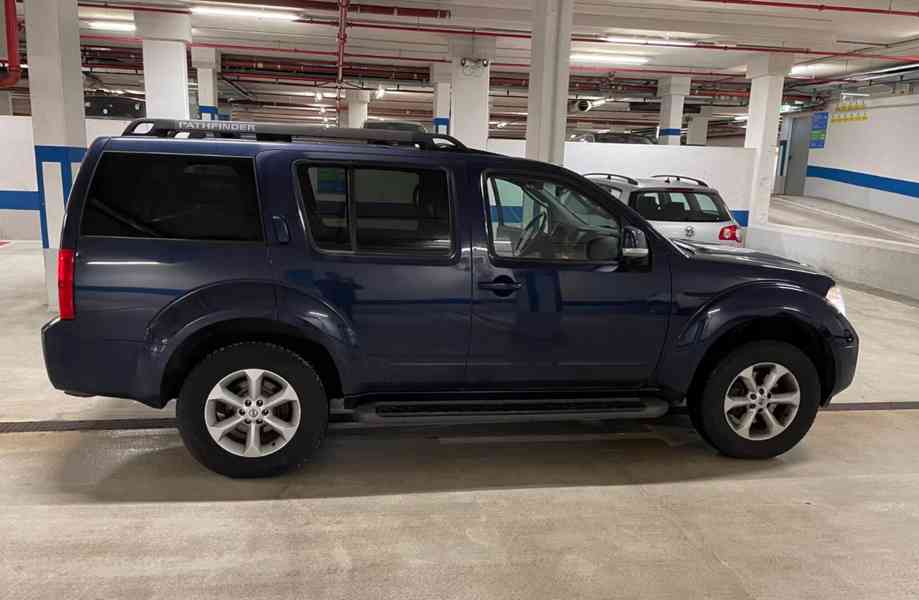 Nissan Pathfinder 2.5 dCi LE 126kw - foto 6