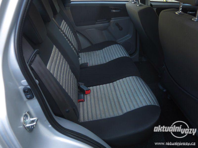 Suzuki SX4 1.6, benzín, r.v. 2014 - foto 2