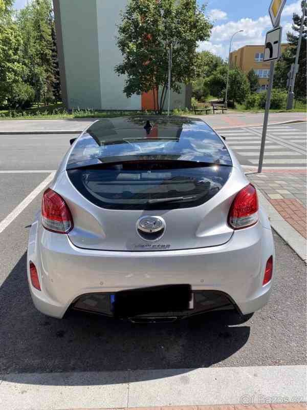 Hyundai Veloster 1,6 GDI 103kW - foto 2