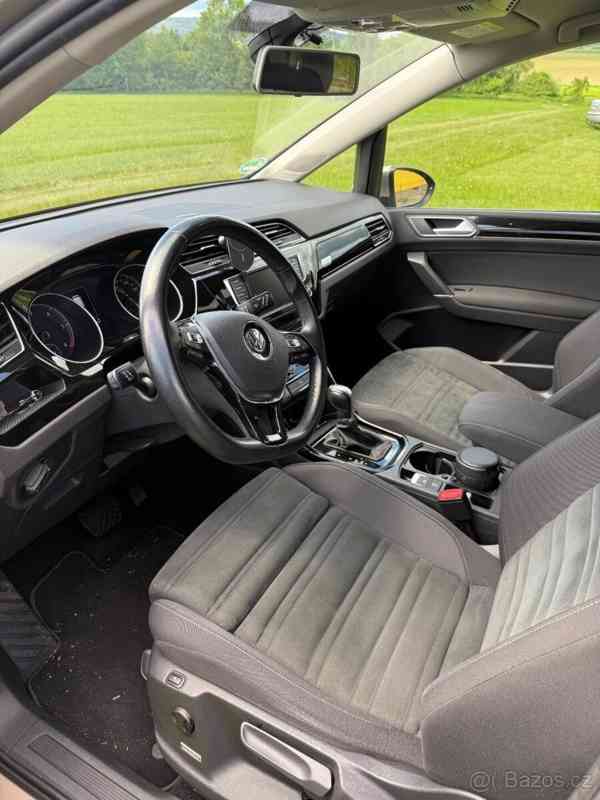 Volkswagen Touran 2,0 TDI 110kW - foto 10