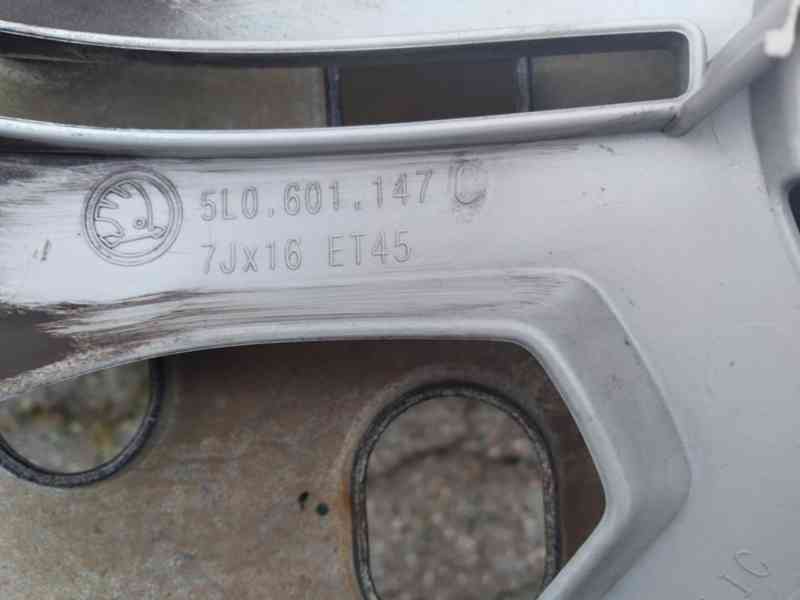 POKLICE ORIG. ŠKODA R16 - foto 6