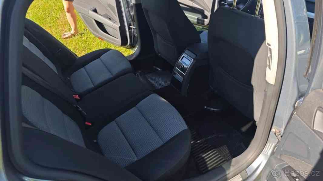 Škoda Superb 2,0   tdi - foto 8