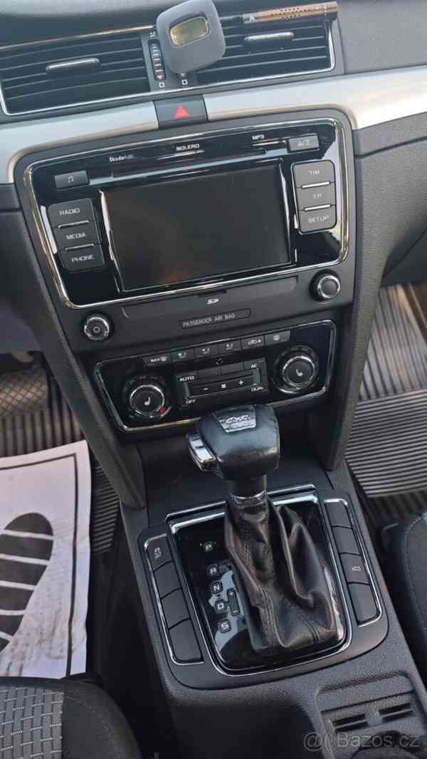 Škoda Superb 2,0   tdi - foto 10