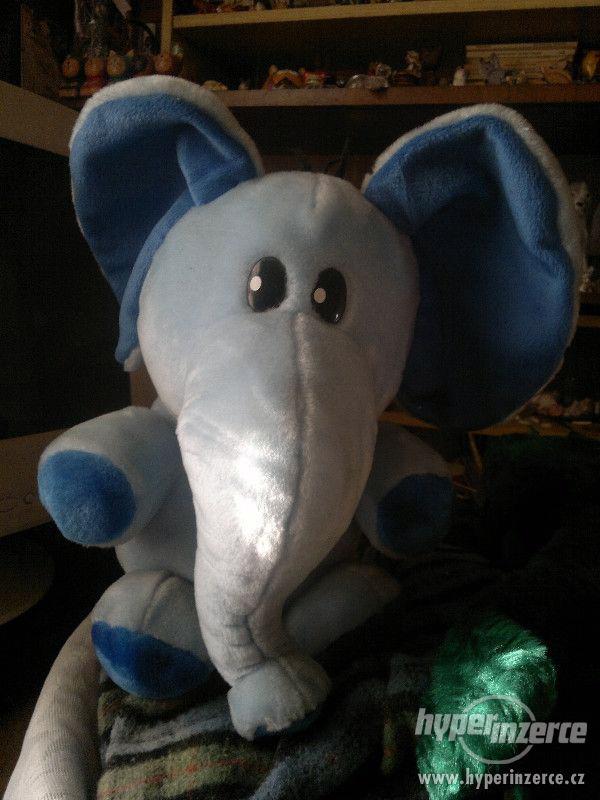 Plyšový slon bledě modrý - foto 1