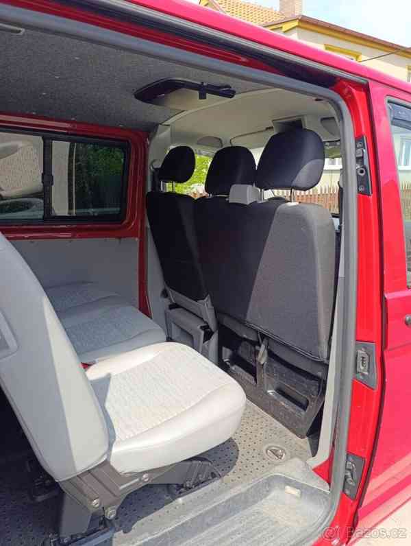 Volkswagen Transporter 2,0   T5.1 LONG 2.0TDI 103KW 9 MÍST - foto 14
