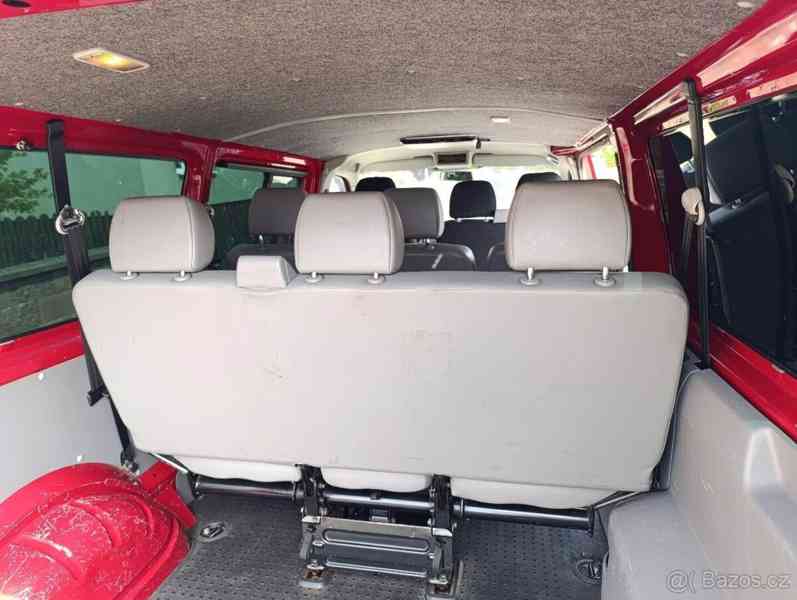 Volkswagen Transporter 2,0   T5.1 LONG 2.0TDI 103KW 9 MÍST - foto 12